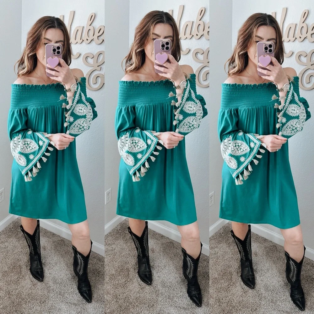 VaVa by Joy Han emerald off the shoulder embroidered flare sleeve dress medium - Picture 8 of 8